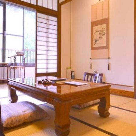 Kaikake Onsen Ryokan Юдзава Экстерьер фото